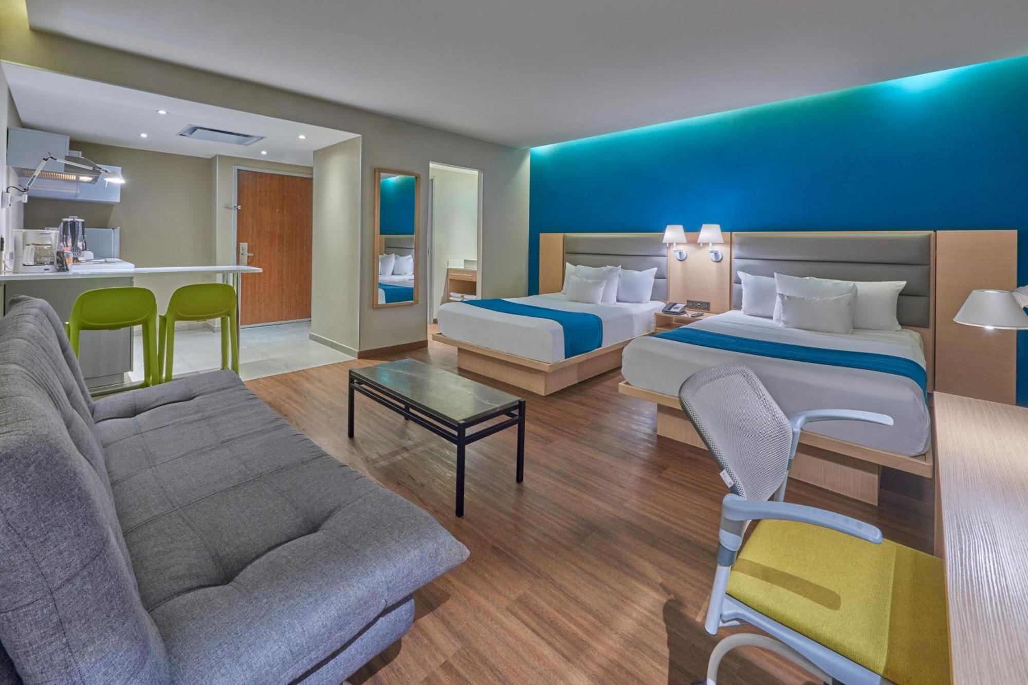 City Express Suites By Marriott プレヤデルカーメン エクステリア 写真