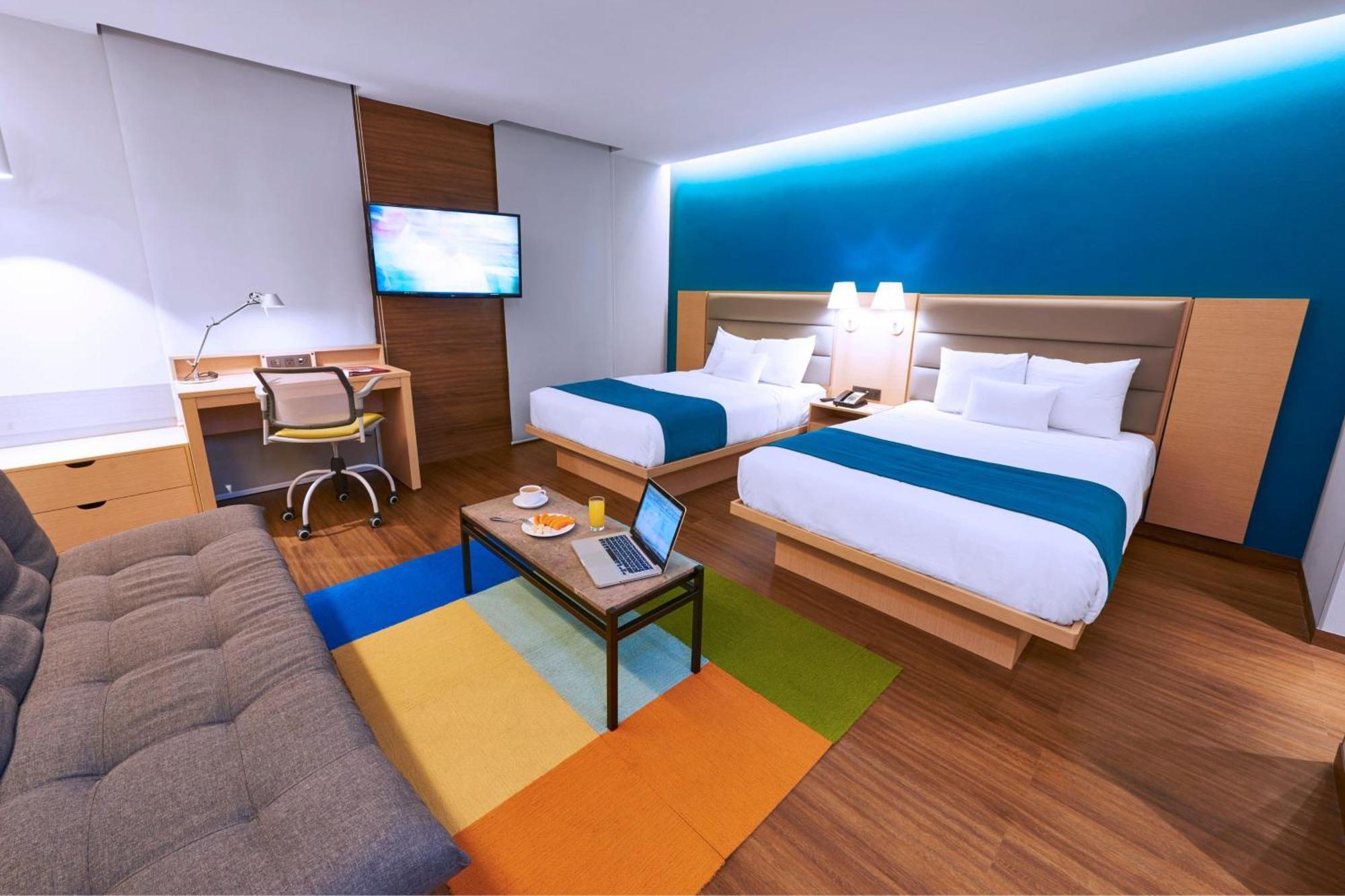 City Express Suites By Marriott プレヤデルカーメン エクステリア 写真