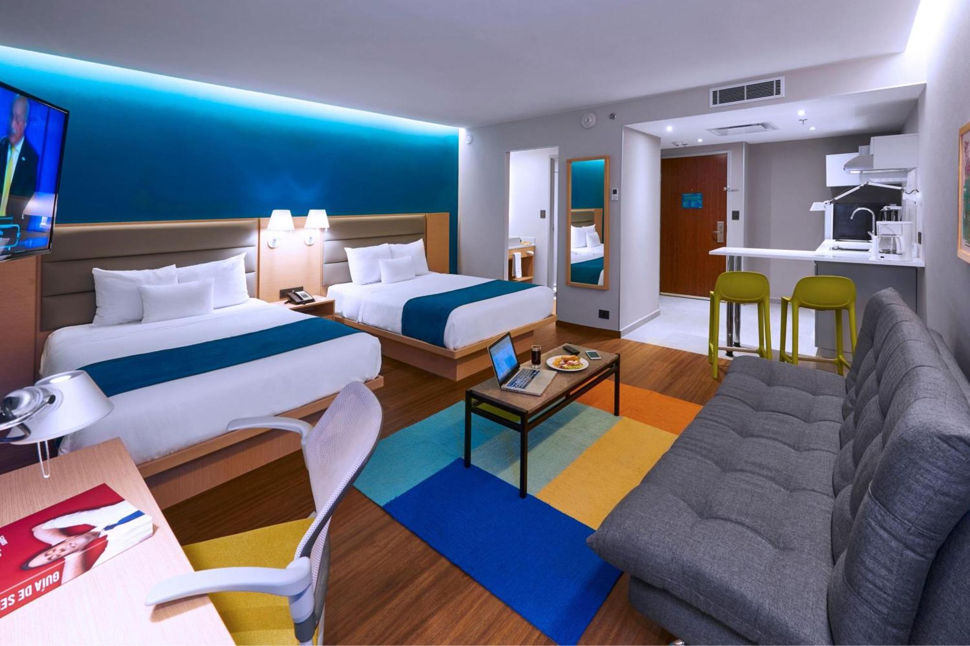 City Express Suites By Marriott プレヤデルカーメン エクステリア 写真